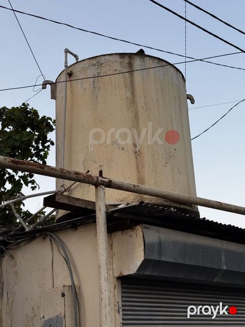 Son Qiymet Unvan Qaracuxur 2 Ton yarim Metalkonstruksiya su/texniki — Bakı