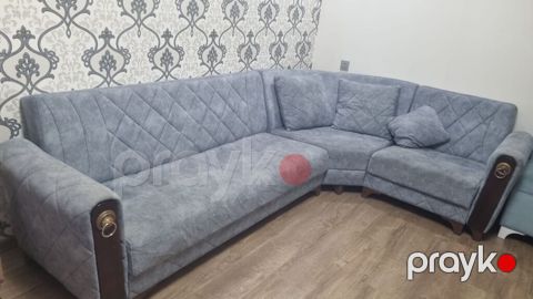 Kunc divan 300azn. Acilir ve bazalidir. Olcu deqiq bilinmir. Unvan — Bakı