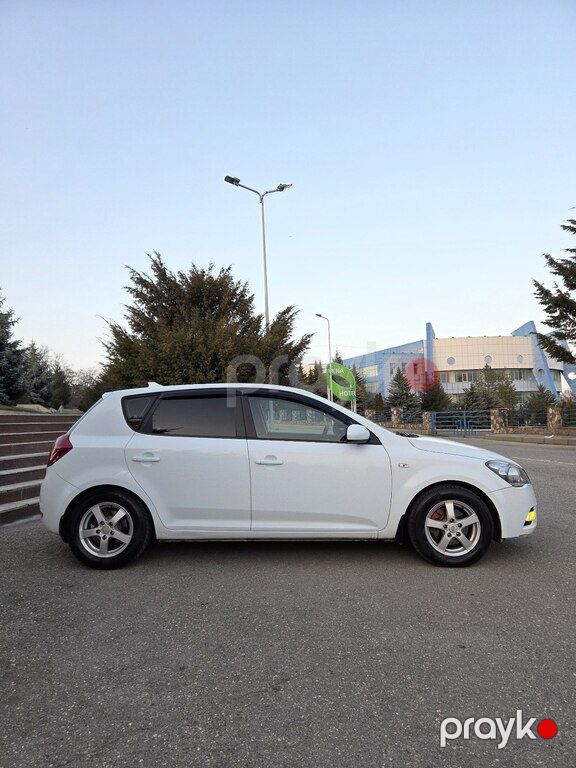 Kia Ceed, 1.4 L, 2011 il, 275 000 km — Avtomobillər, Quba (6)