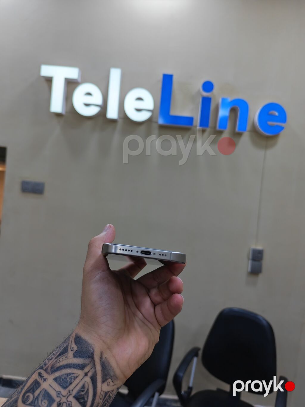 IPhone 16 Pro, 256 GB, Natural Titanium, Zəmanət, Simsiz şarj, Face ID — Apple iPhone, Bakı (7)
