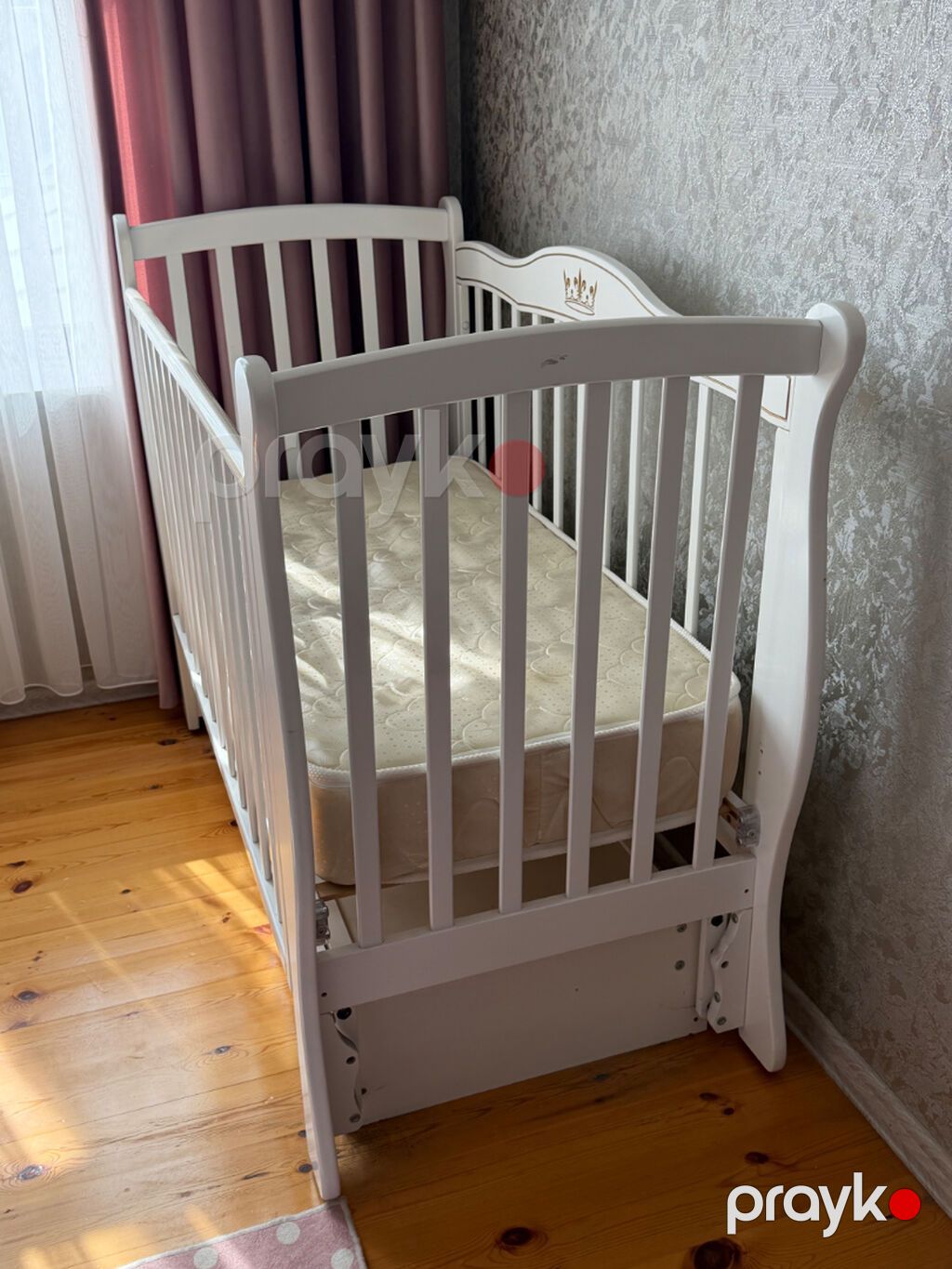 Qız üçün, İşlənmiş, Dördbucaq, Beşik, Matras ilə — Bəşikləri, Bakı (2)