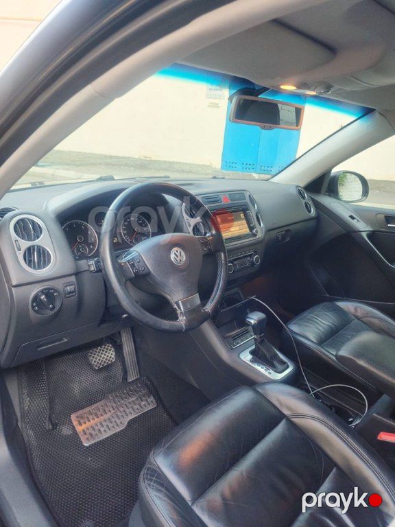 Volkswagen Tiguan, 2.0 L, 2010 il, 250 500 km — Avtomobillər, Bakı (8)
