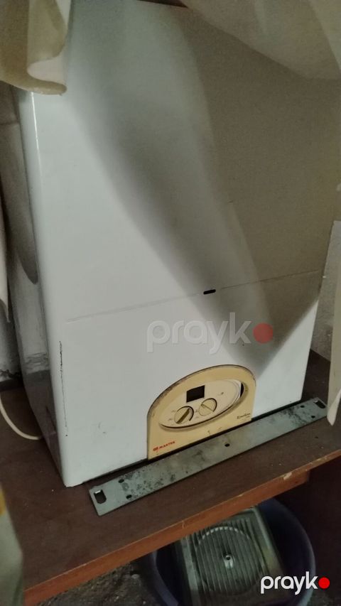 Maktek Epsilon LCD divar tipli qaz kombisi - Brend/model: Maktek — Saray