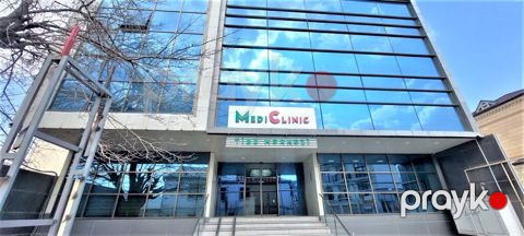 Satılır obyekt 802 m² — Bakı