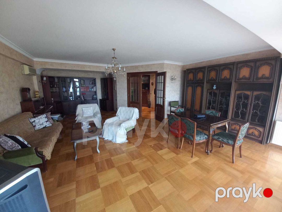 İcarəyə verilir 2 otaqlı köhnə tikili 120 m² — Mənzil, Bakı (8)