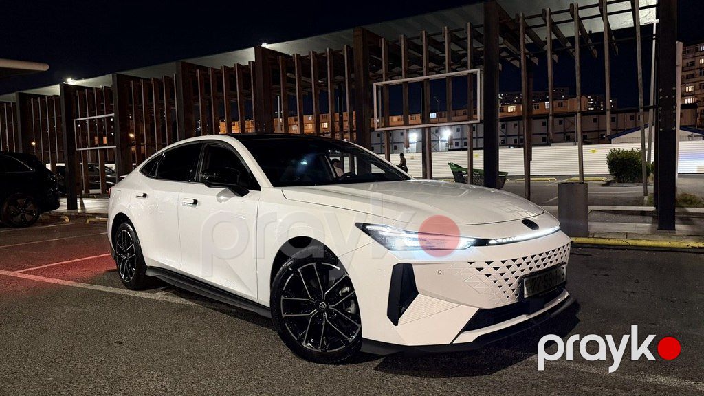 Changan Uni-V iDD, 1.5 L, 18.4 kWh, 2025 il, 30 509 km — Avtomobillər, Bakı (2)