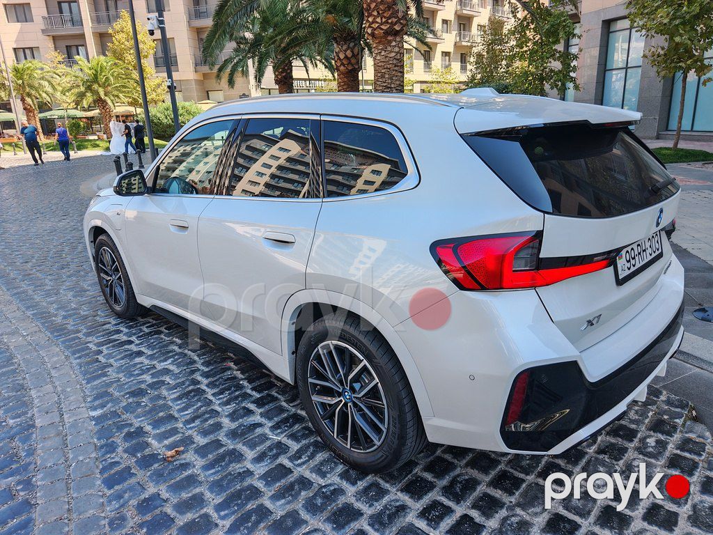BMW X1, 1.5 L, 16.3 kWh, 2024 il, 26 500 km — Avtomobillər, Bakı (2)
