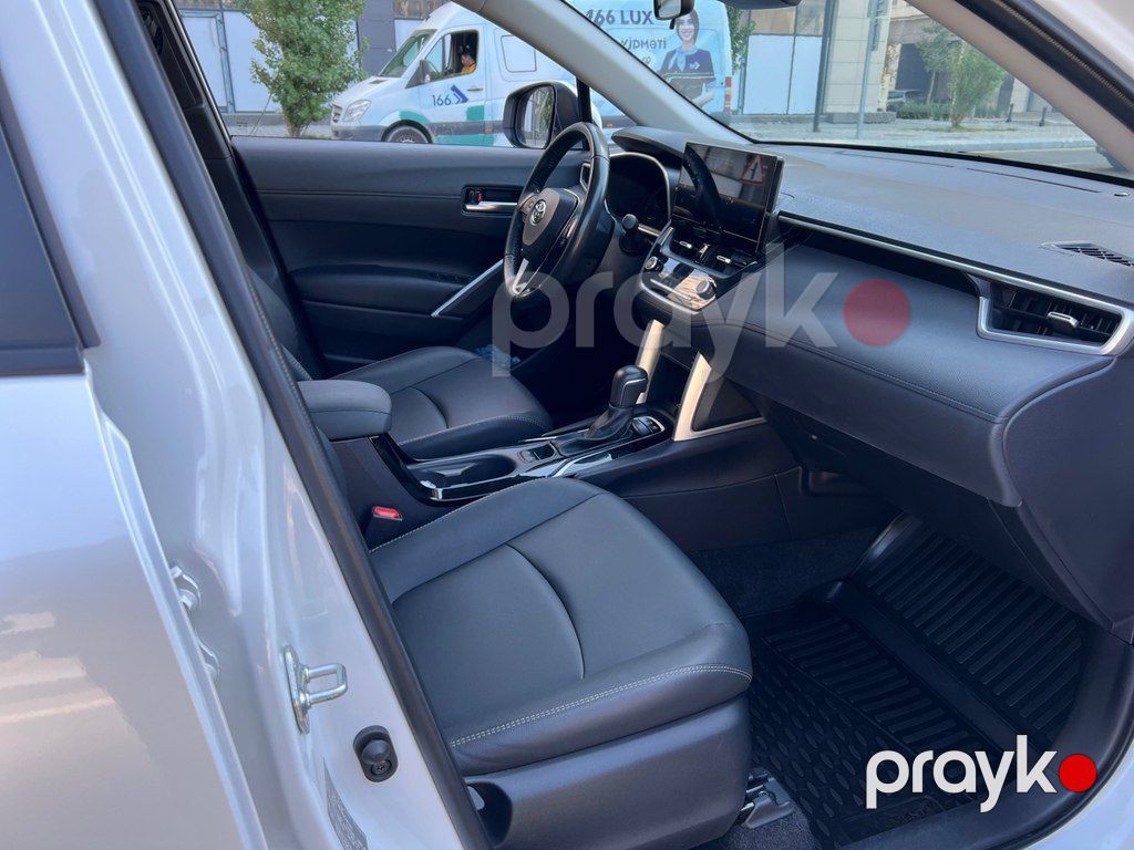 Toyota Corolla Cross, 2.0 L, 1.31 kWh, 2024 il, 17 000 km — Avtomobillər, Bakı (11)