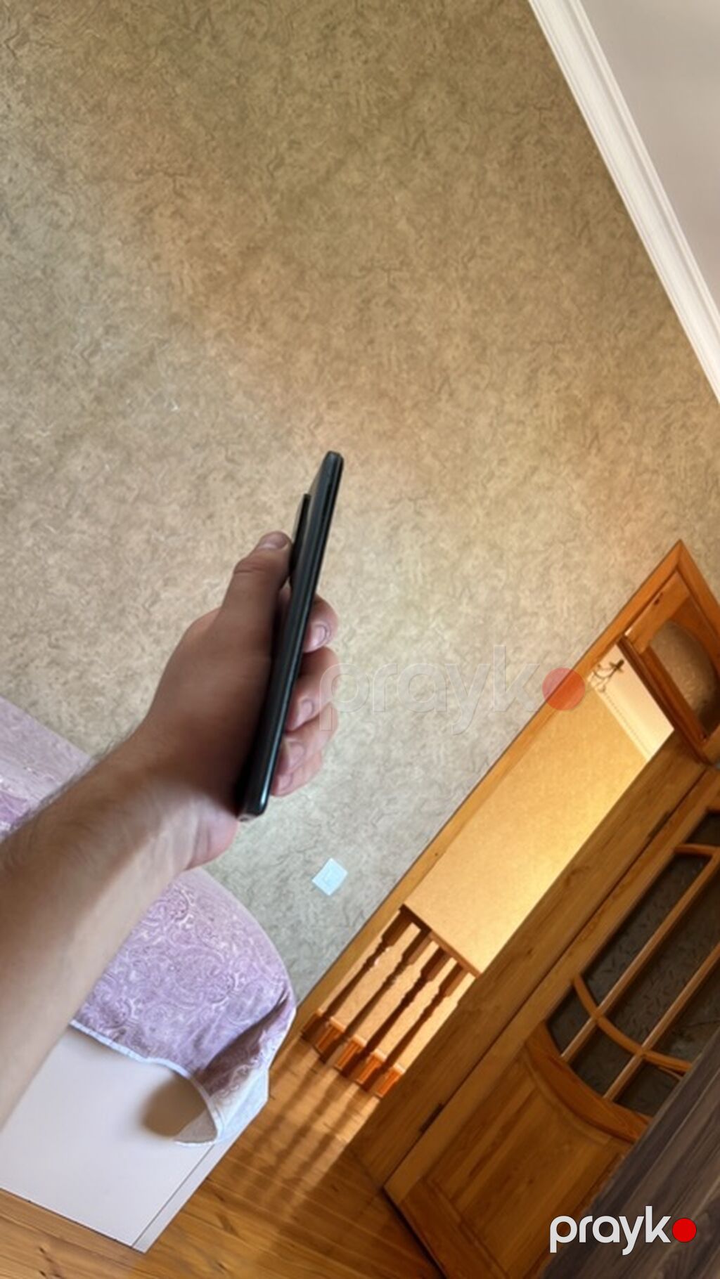 Xiaomi Redmi smartfon - Model: Redmi (arxa paneldə “Redmi” loqosu — Xiaomi, Digah (3)