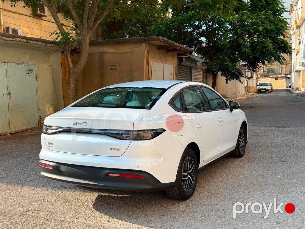 BYD Seal 05, 1.5 L, 15.87 kWh, 2025 il, 9 600 km — Avtomobillər, Bakı (4)