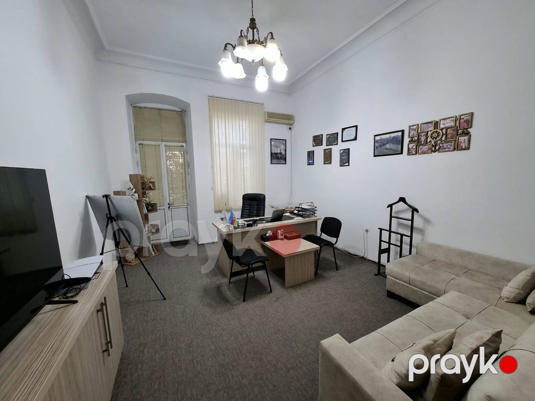 Satılır 5 otaqlı köhnə tikili 190 m² — Mənzil, Bakı (5)