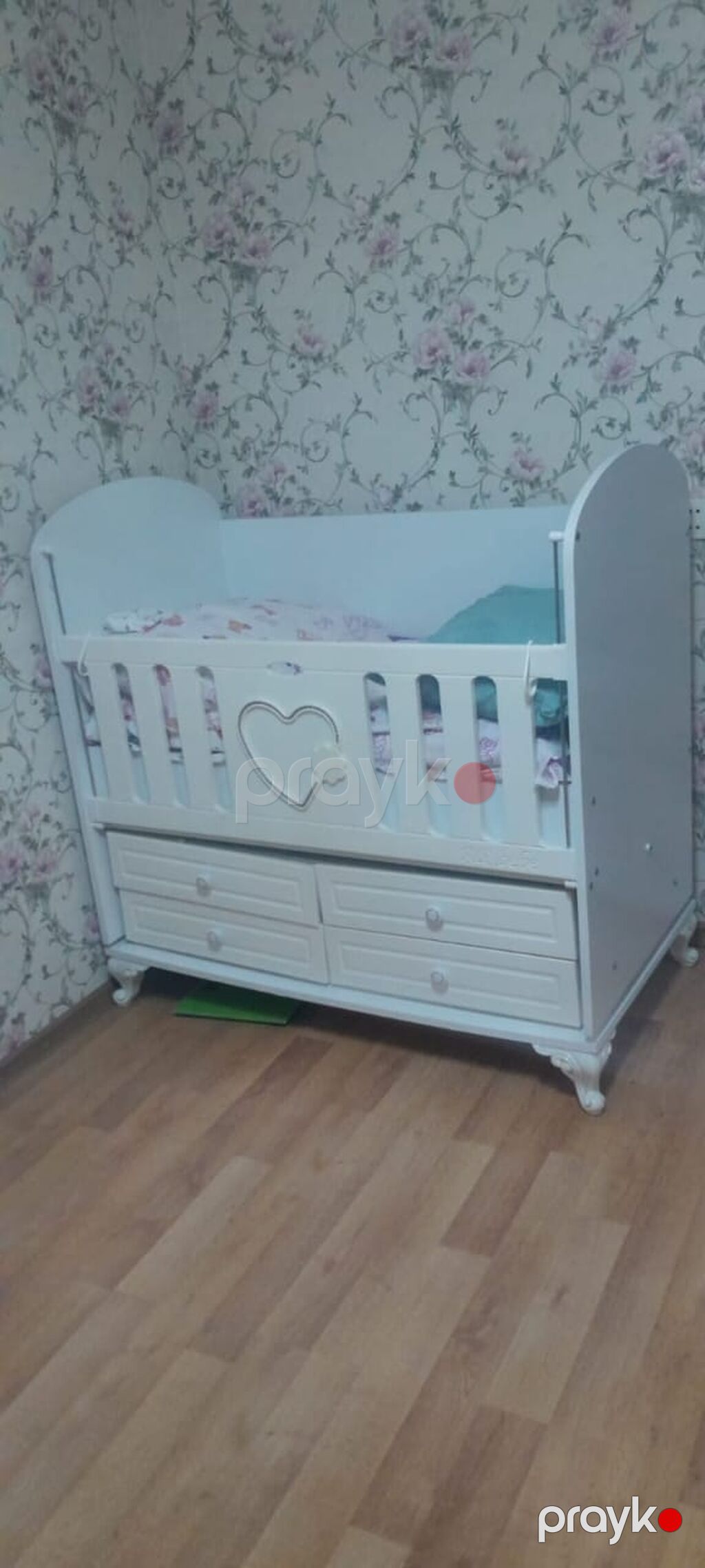 Uşaq beşiyi – ağ rəngdə, klassik dizaynlı. - Material: MDF/taxta — Bəşikləri, Bakı (2)