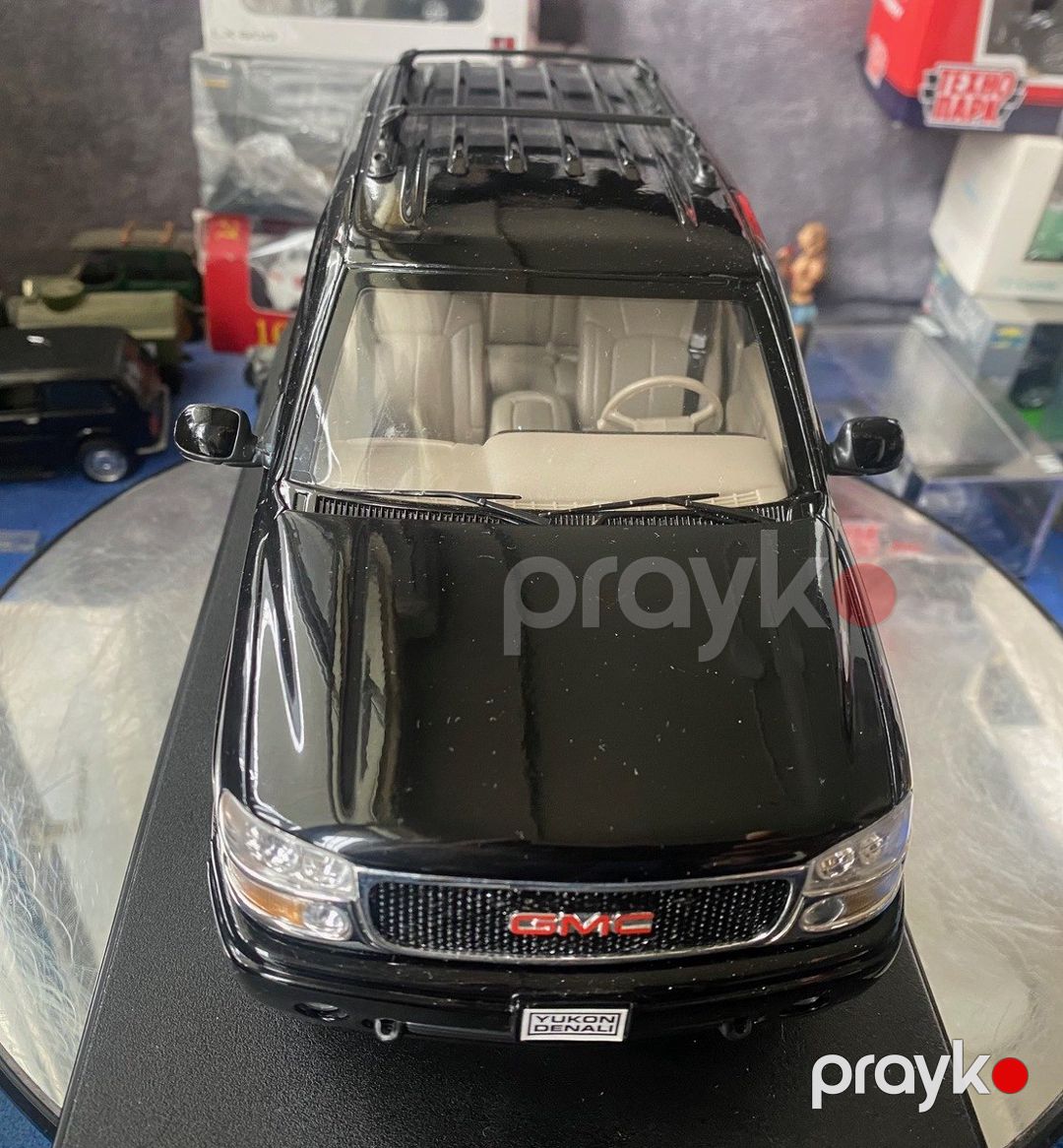 Коллекционная модель GMC Yukon Denali black 2001 — Kolleksiyalar, Bakı (10)