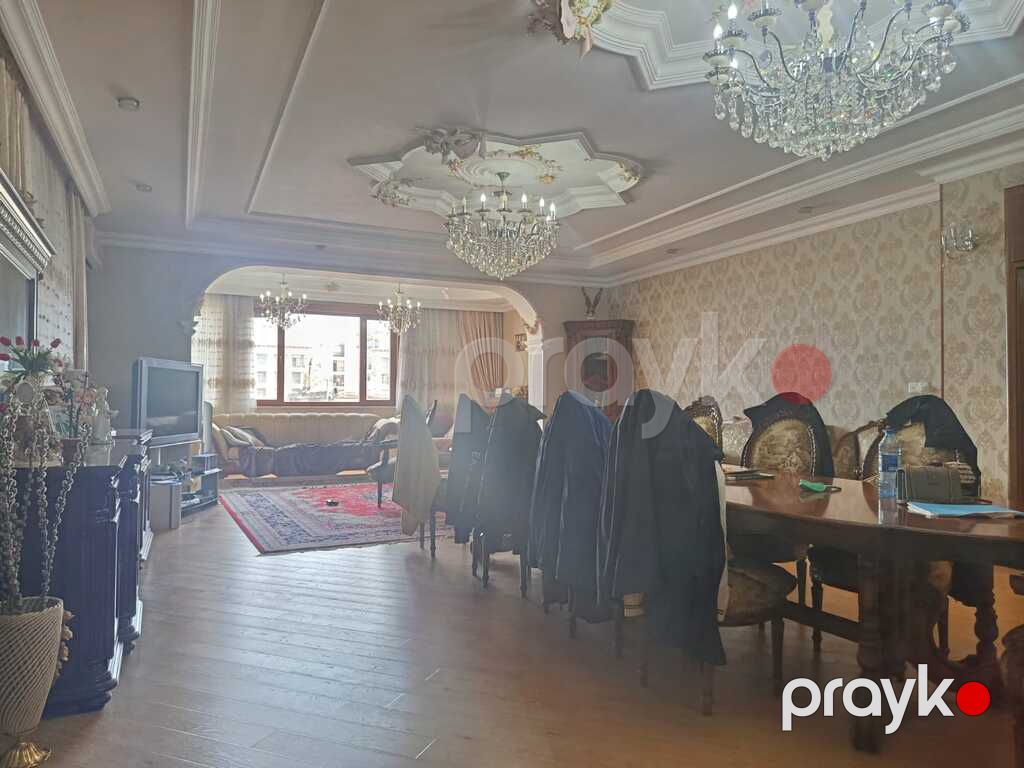 Satılır 7 otaqlı köhnə tikili 400 m² — Mənzil, Bakı (4)