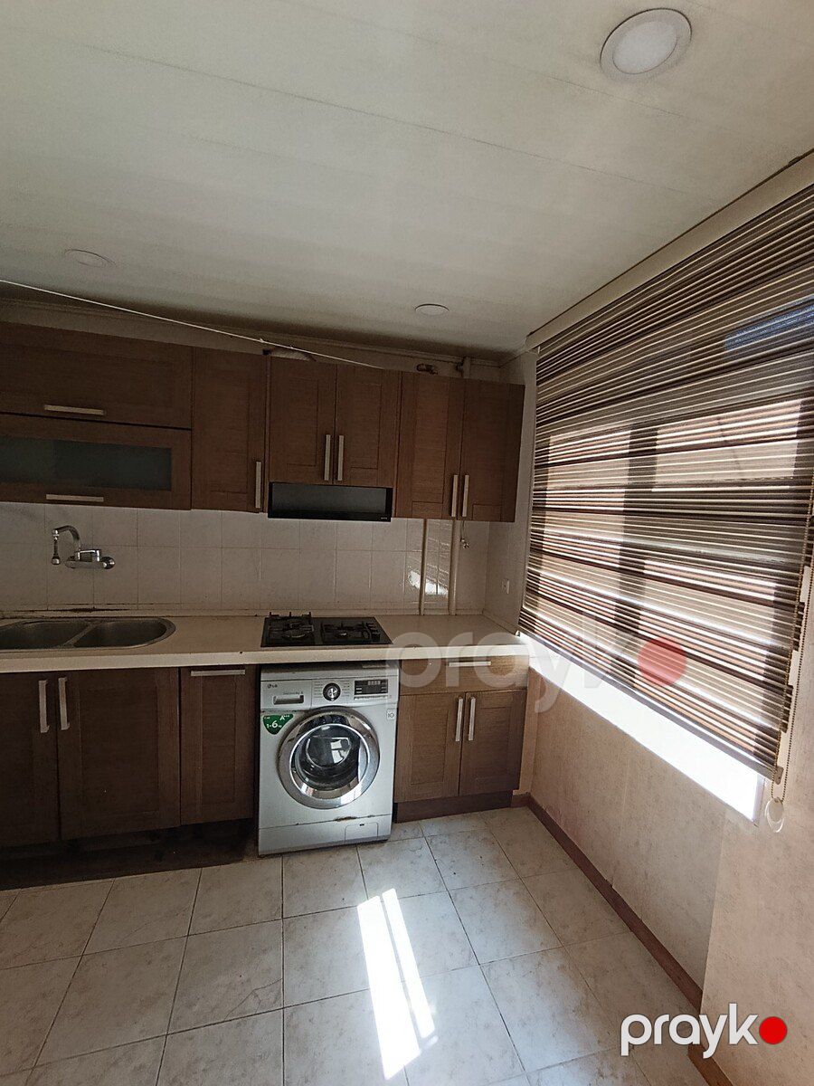 Satılır 2 otaqlı köhnə tikili 55 m² — Mənzil, Bakı (7)