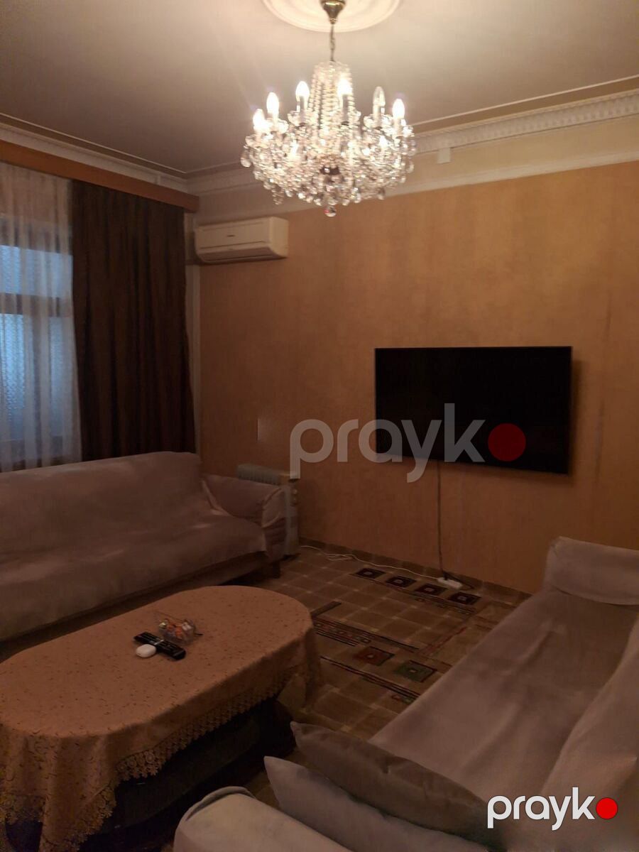 Satılır 5 otaqlı köhnə tikili 150 m² — Mənzil, Bakı (3)