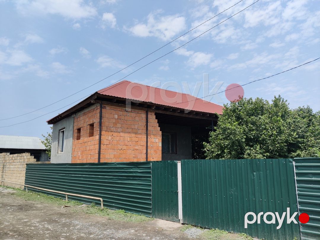 Satılır 2 otaqlı həyət evi/bağ evi 40 m² — Ev, villa, Qax (2)