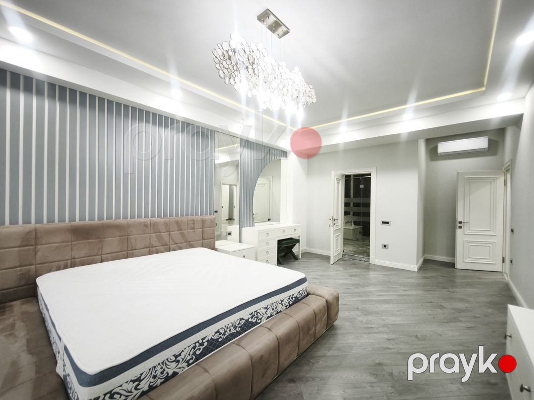 Satılır 4 otaqlı yeni tikili 273 m² — Mənzil, Bakı (9)