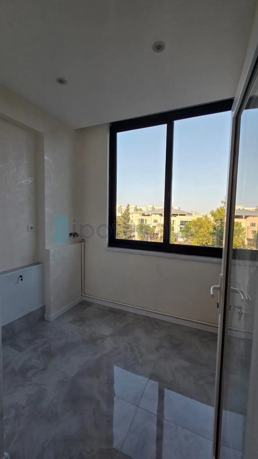 Satılır: 3 Otaq, Köhnə tikili, Nərimanov r., 70.00 m² — Mənzil, Bakı (12)