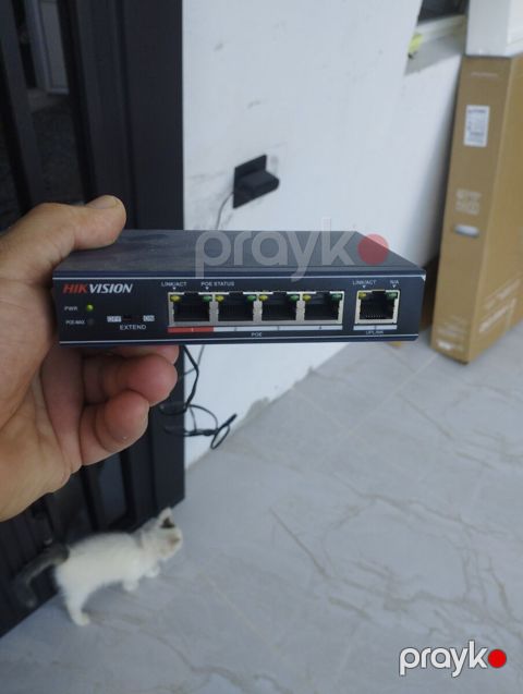 Kommutator Hikvision — Bakı