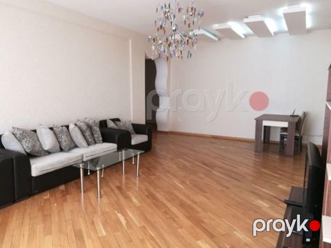 Satılır 3 otaqlı yeni tikili 140 m² — Bakı