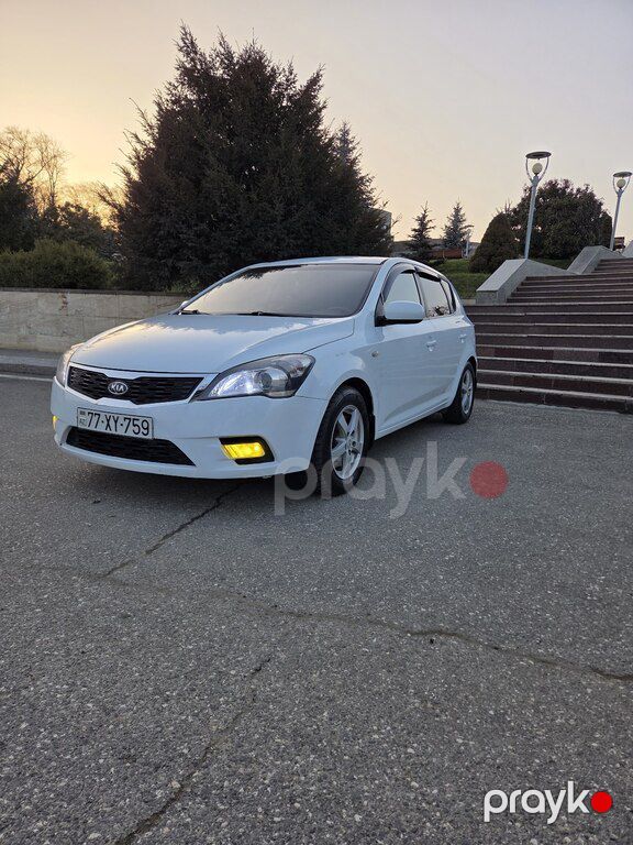 Kia Ceed, 1.4 L, 2011 il, 275 000 km — Avtomobillər, Quba (3)