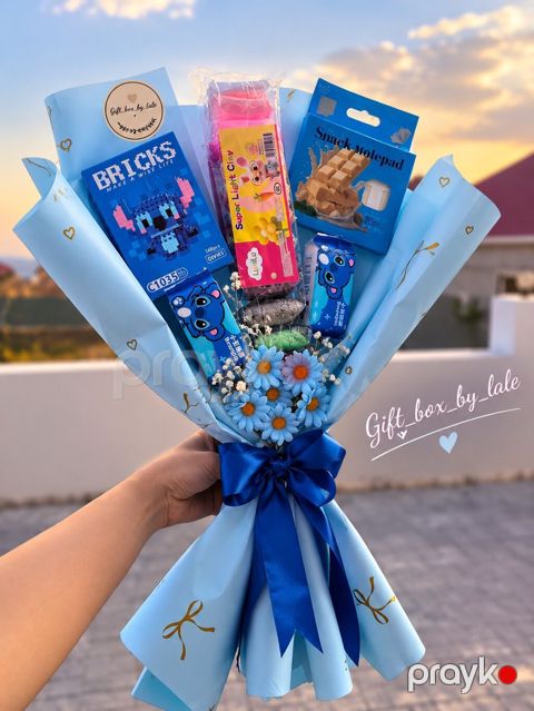 Məhsul: Tematik hədiyyə buketi – “Gift_box_by_lale” Tərkib: - Bricks — Bakı