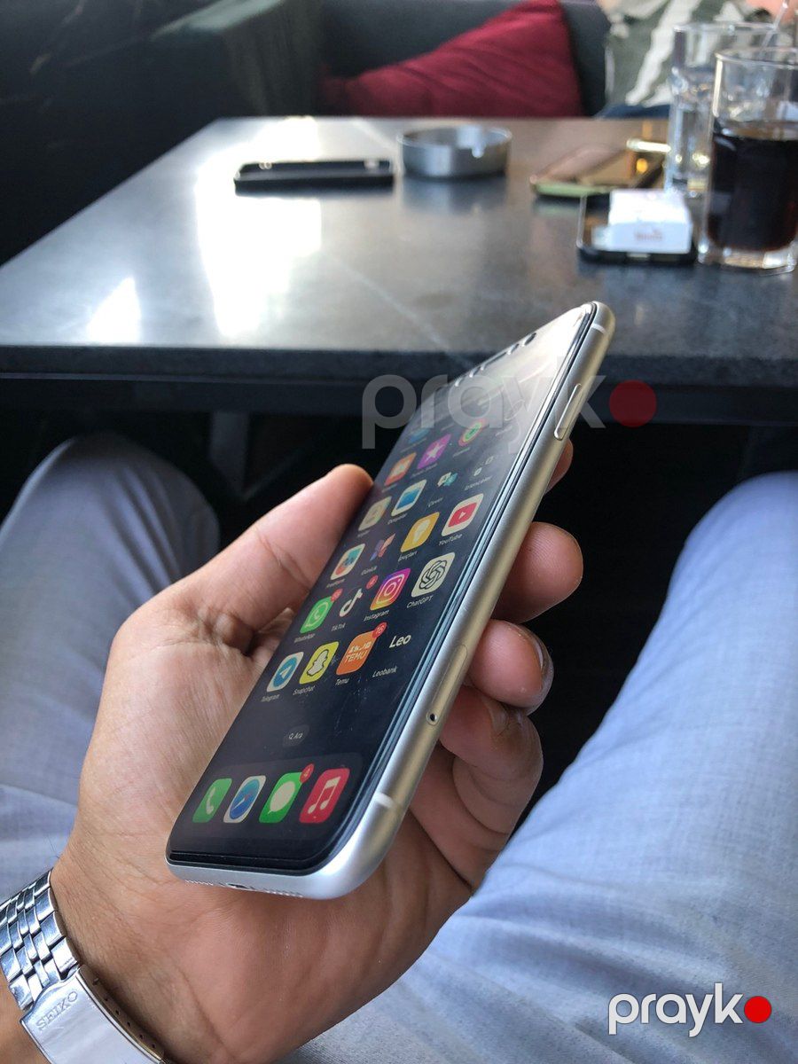 Apple iPhone 11 White 128GB/4GB — Smartfonlar, Bakı (4)