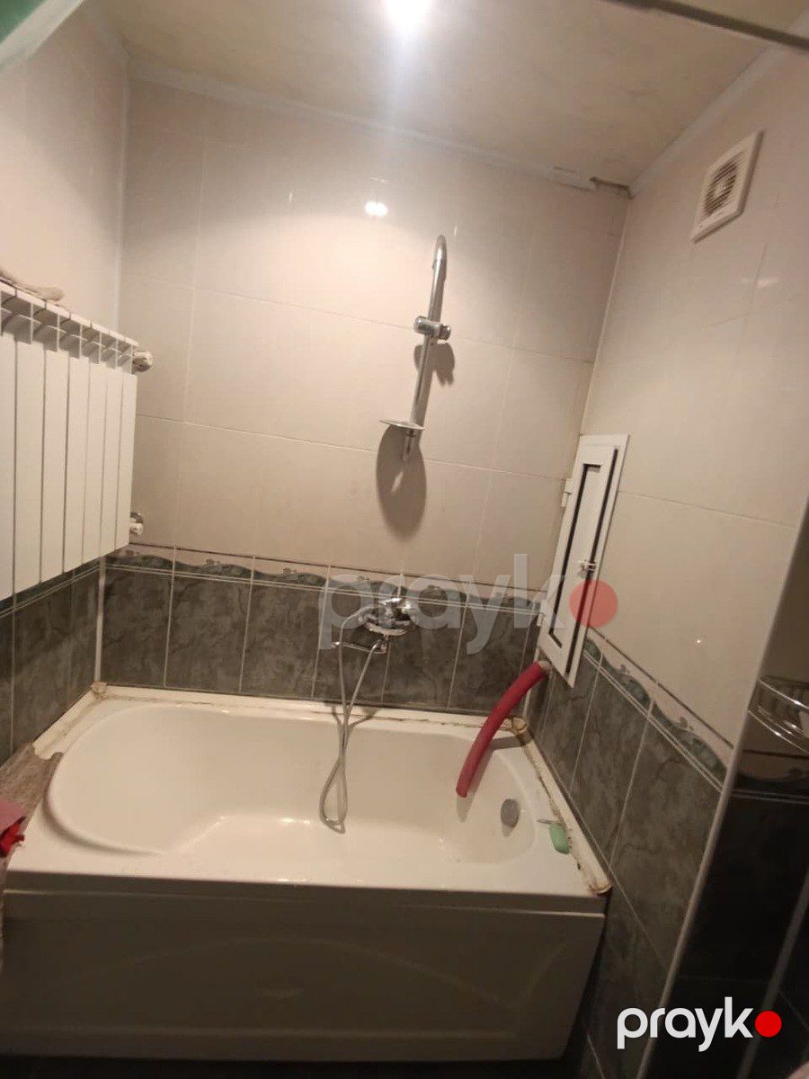 İcarəyə verilir 2 otaqlı köhnə tikili 65 m² — Mənzil, Bakı (5)