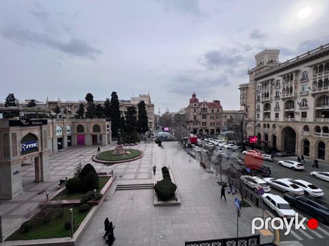 Satılır 7 otaqlı yeni tikili 420 m²
