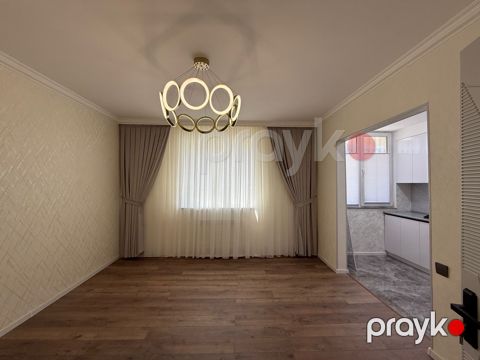 Satılır 2 otaqlı köhnə tikili 55 m² — Bakı