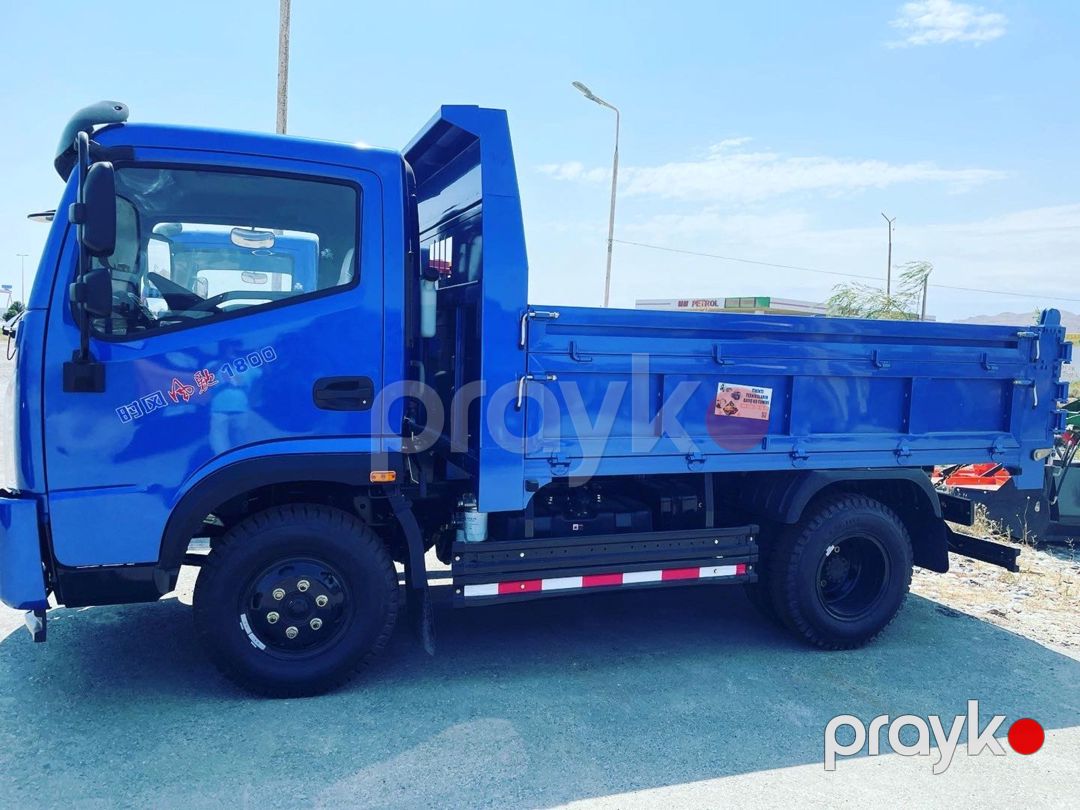 Shifeng özüboşaldan, 2025 il — Yük avtomobilləri və qoşqular, Bakı (3)
