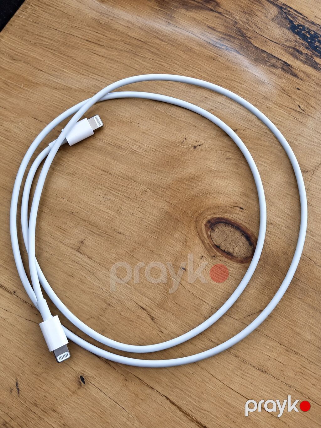 Orginal iphone adaptr ayrıda satılır Dəstdə başlığı 15 azn və şunuru — Şarj cihazları, Gəncə (2)
