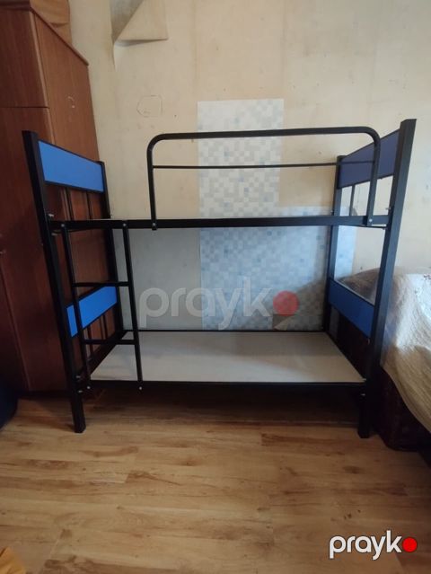 İkimərtəbəliçarpayı satılır 120 azn Ölçü 1.60×70 Matras yoxdur Unvan — Bakı