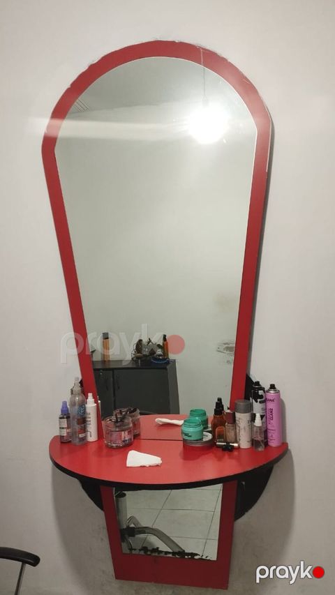 Salon üçün divara quraşdırılan güzgü və konsole - Dizayn: Yuxarı — Bakı