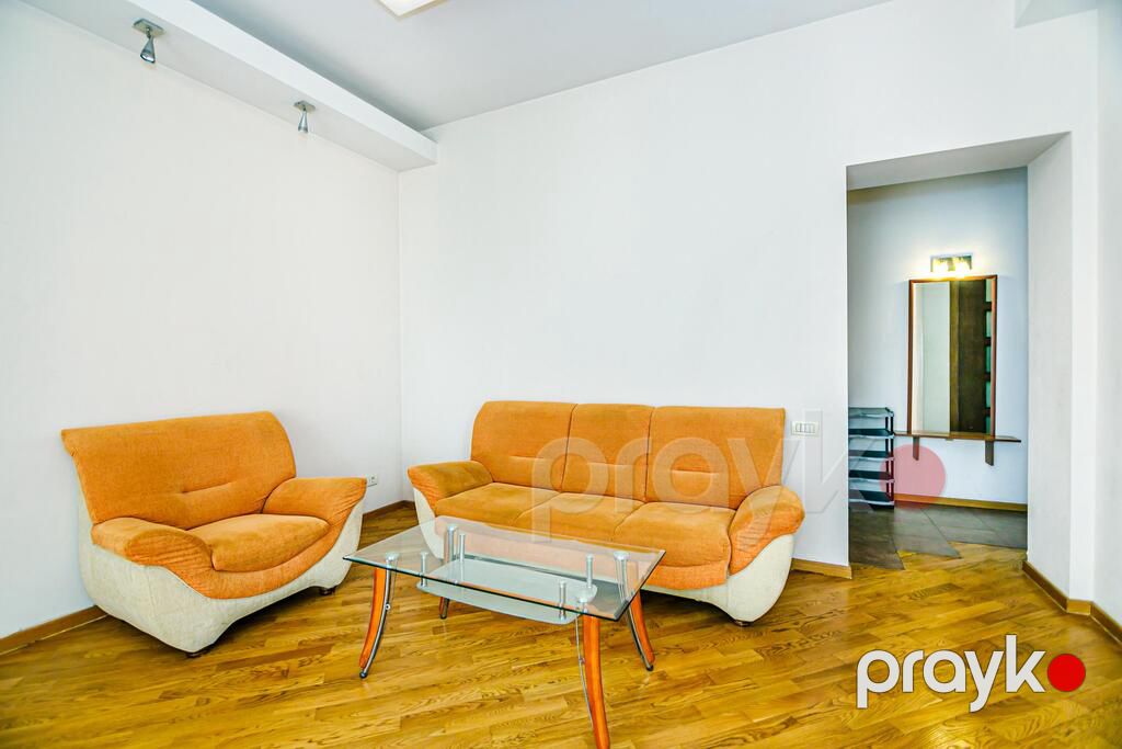 İcarəyə verilir 2 otaqlı köhnə tikili 120 m² — Mənzil, Bakı (11)