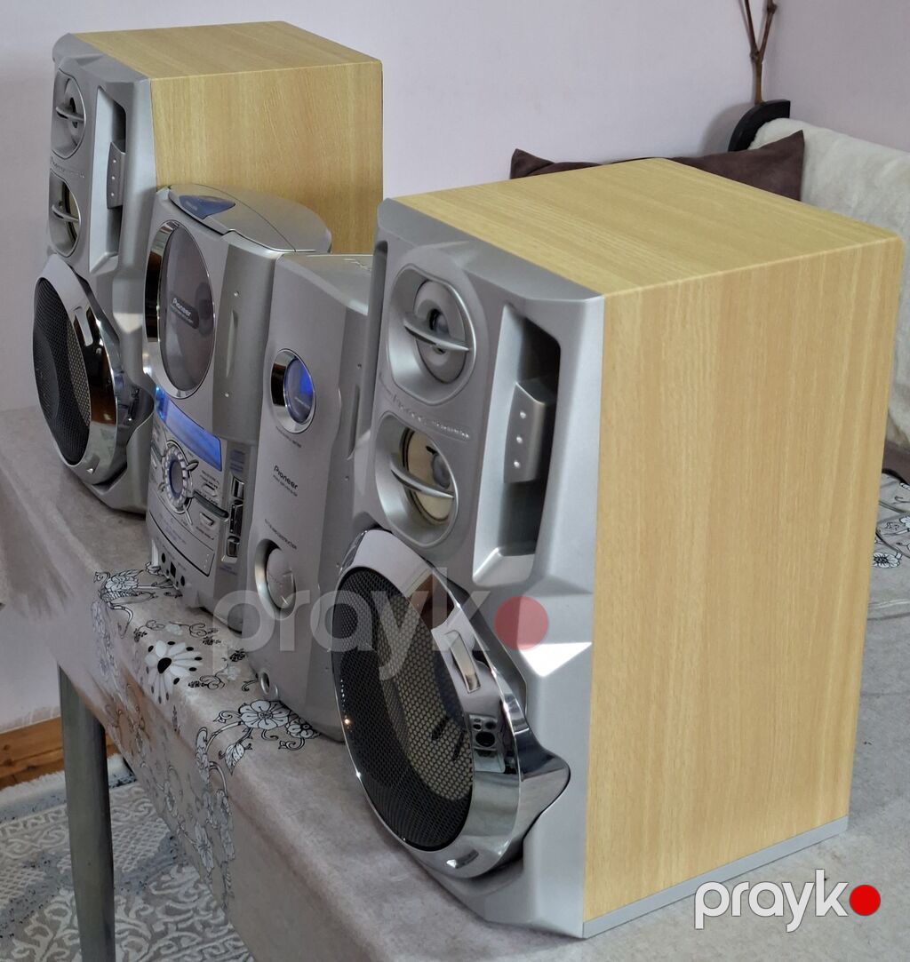 Musiqi mərkəzi "Pioneer".Bluetooth,AUX,Disk,radio,kasset.100w+100w — Akustik sistemlər, Bakı (2)