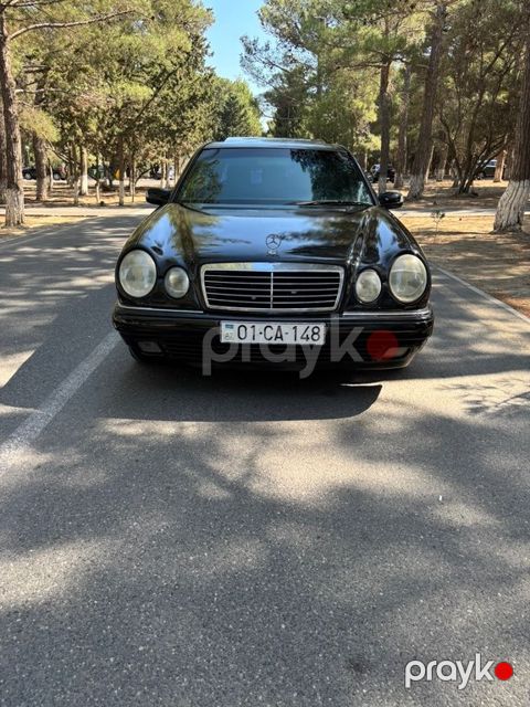 Mercedes E 240, 2.4 L, 1999 il, 445 000 km — Sumqayıt