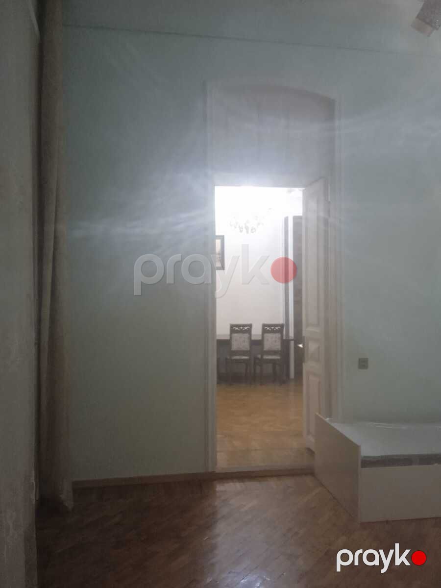 İcarəyə verilir 2 otaqlı köhnə tikili 65 m² — Mənzil, Bakı (2)