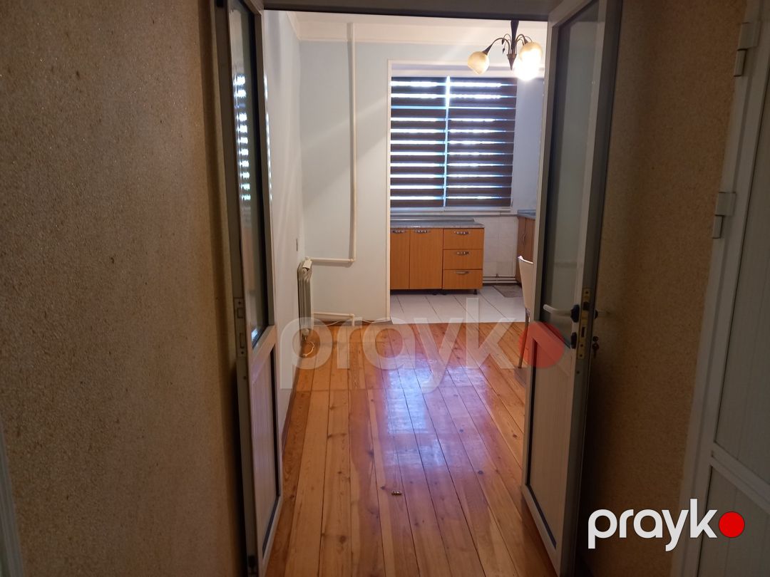 Satılır 2 otaqlı köhnə tikili 60 m² — Mənzil, Bakı (8)