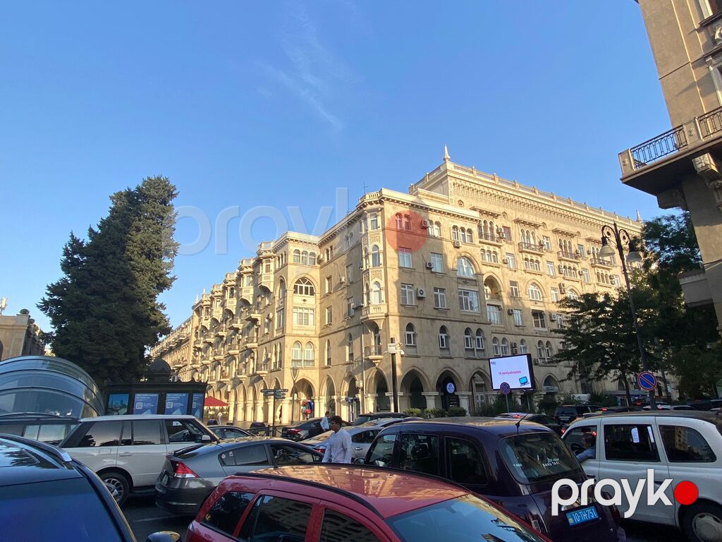 İcarəyə verilir 2 otaqlı köhnə tikili 94 m² — Mənzil, Bakı (5)