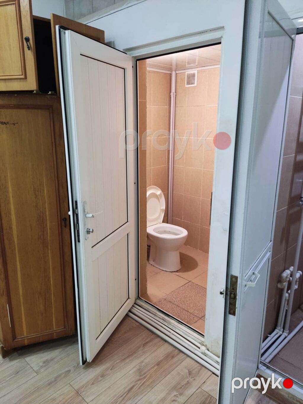Merdekanda merkezde astanovkaya yaxın 3 otaqlı ev Kırayesın verılır — Mənzil, Digah (3)