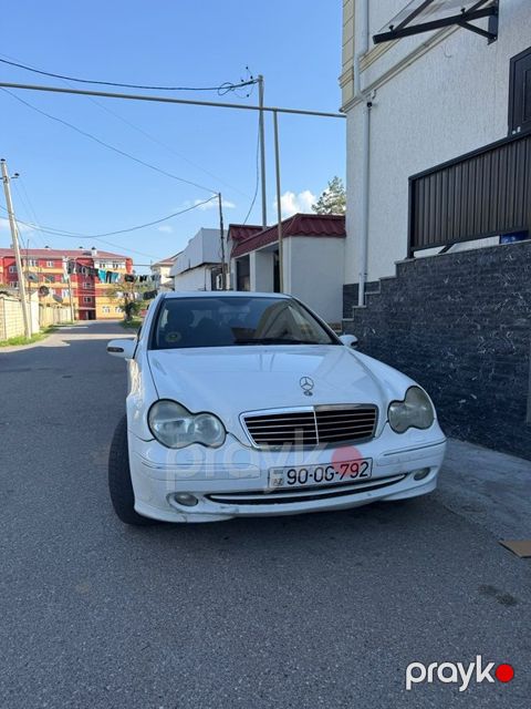 Mercedes C 240, 2.6 L, 2000 il, 258 000 km — Qusar