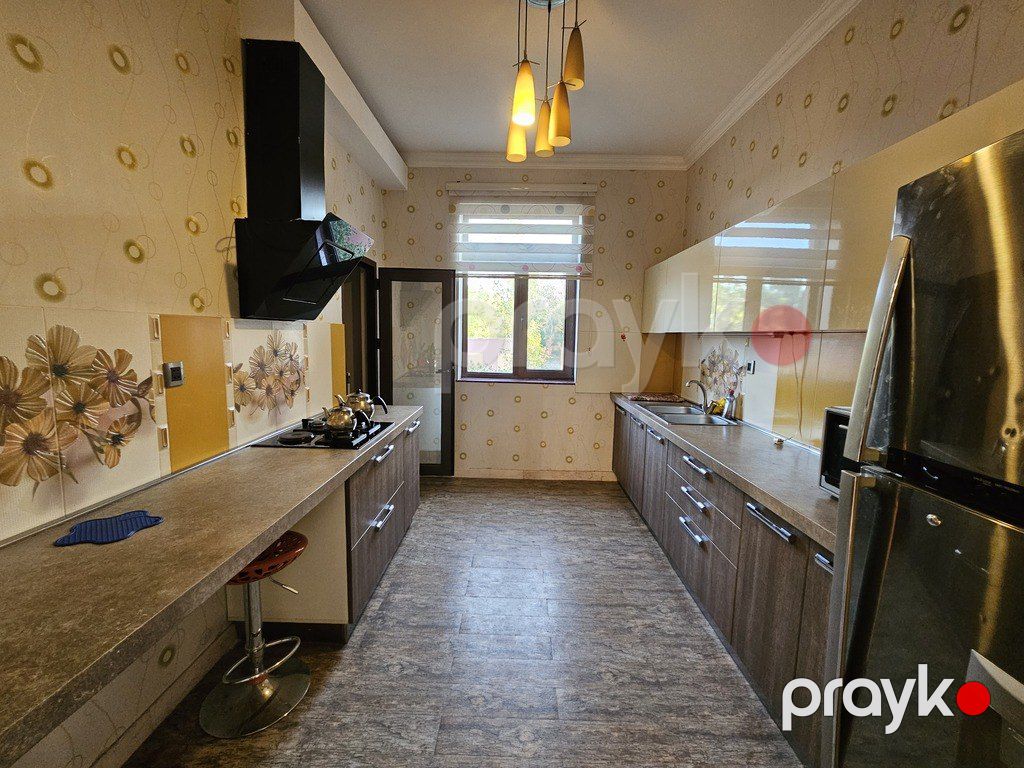 Satılır 5 otaqlı həyət evi/bağ evi 210 m² — Ev, villa, Bakı (7)