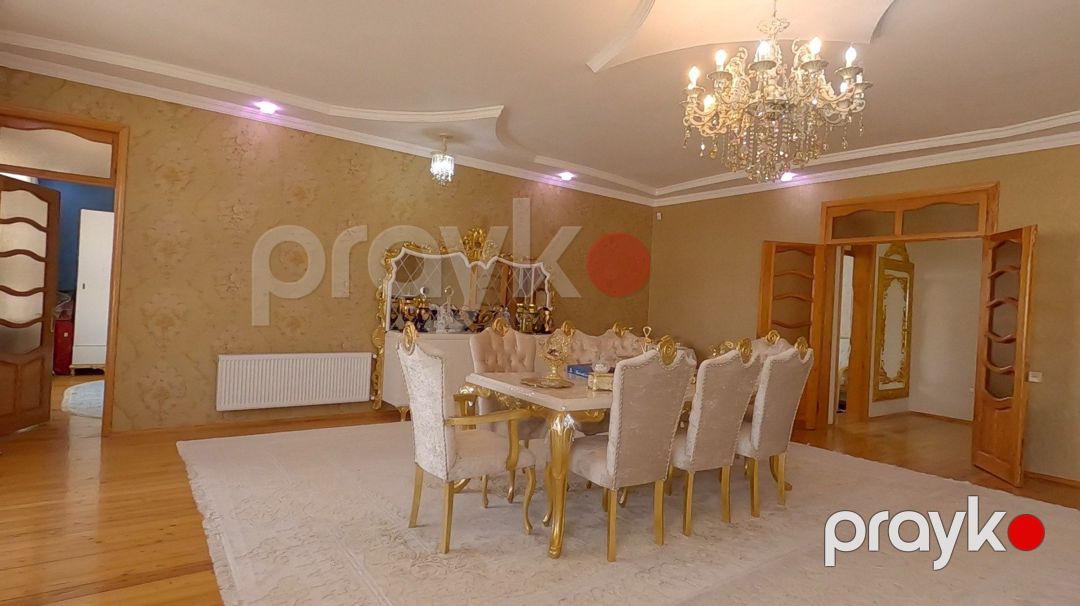 Satılır 5 otaqlı həyət evi/bağ evi 300 m² — Ev, villa, Bakı (8)