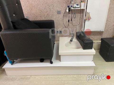 Ofis, Xalqlar Dostluğu m — Bakı