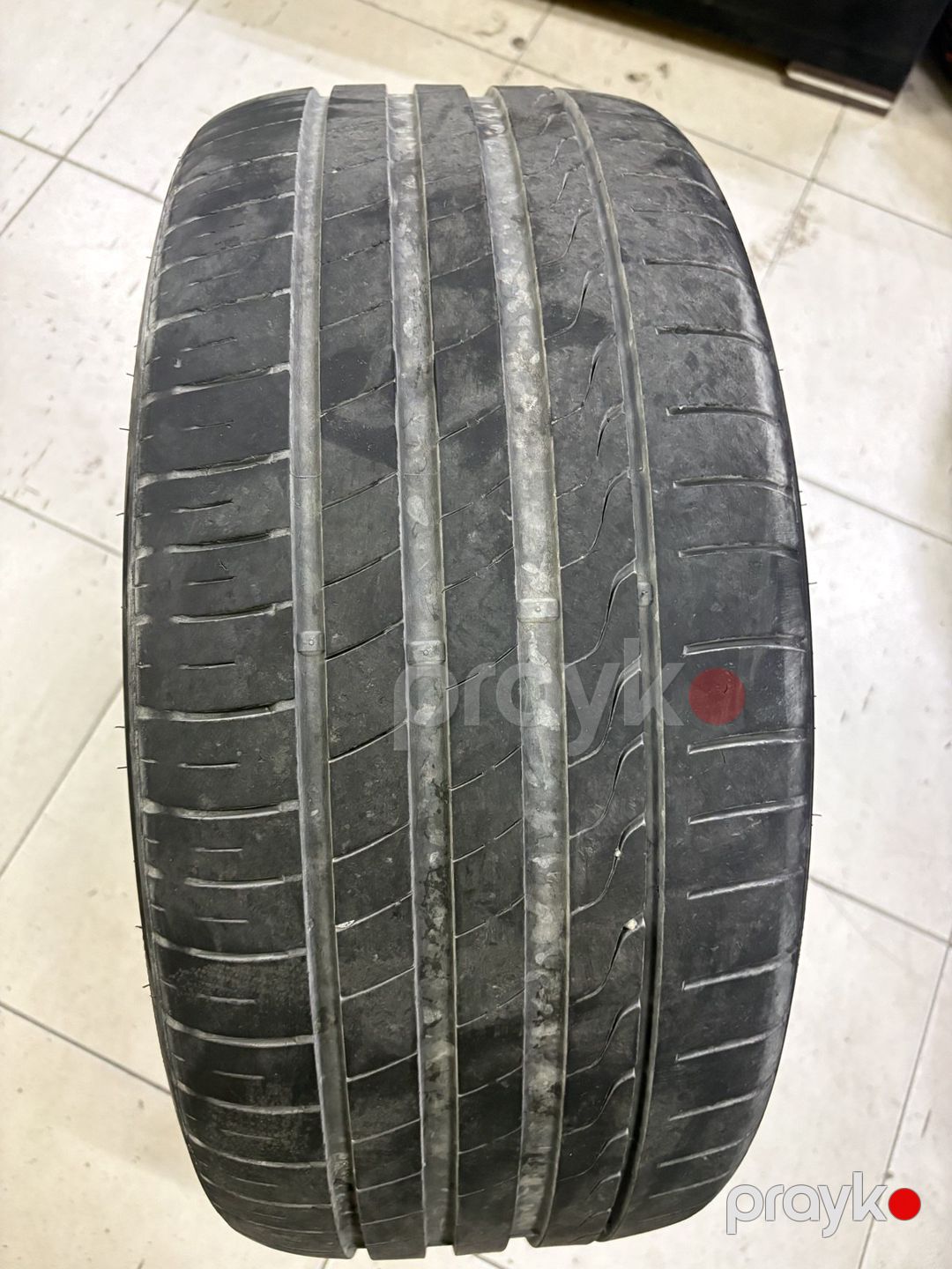 Şinlər 235/40 R18 — Ehtiyat hissələri və aksesuarlar, Bakı (5)