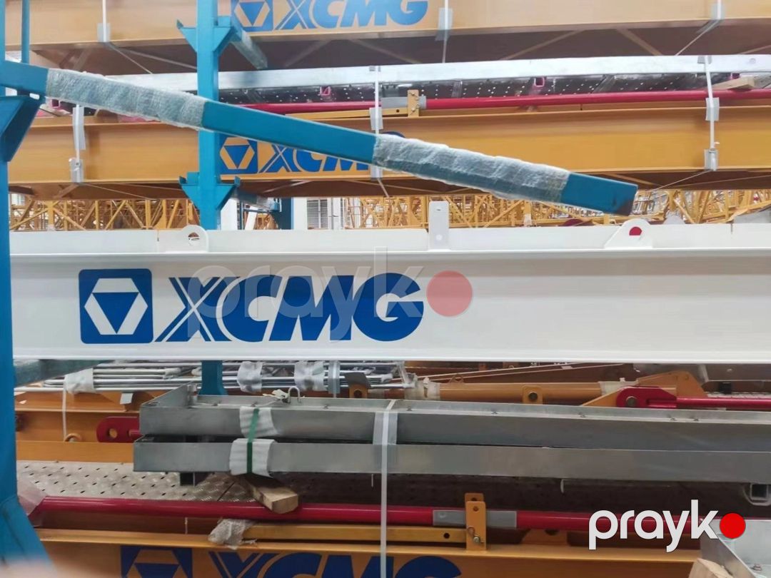 Qülləli kran Xcmg 6013-B-6S1, 2025 il — İnşaat texnikası, Bakı (2)