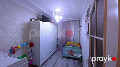Satılır 3 otaqlı köhnə tikili 85 m² — Bakı