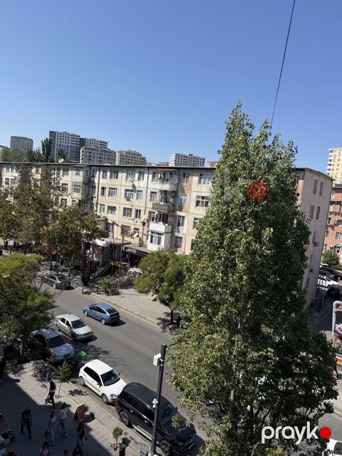 Satılır 2 otaqlı köhnə tikili 35 m² — Bakı